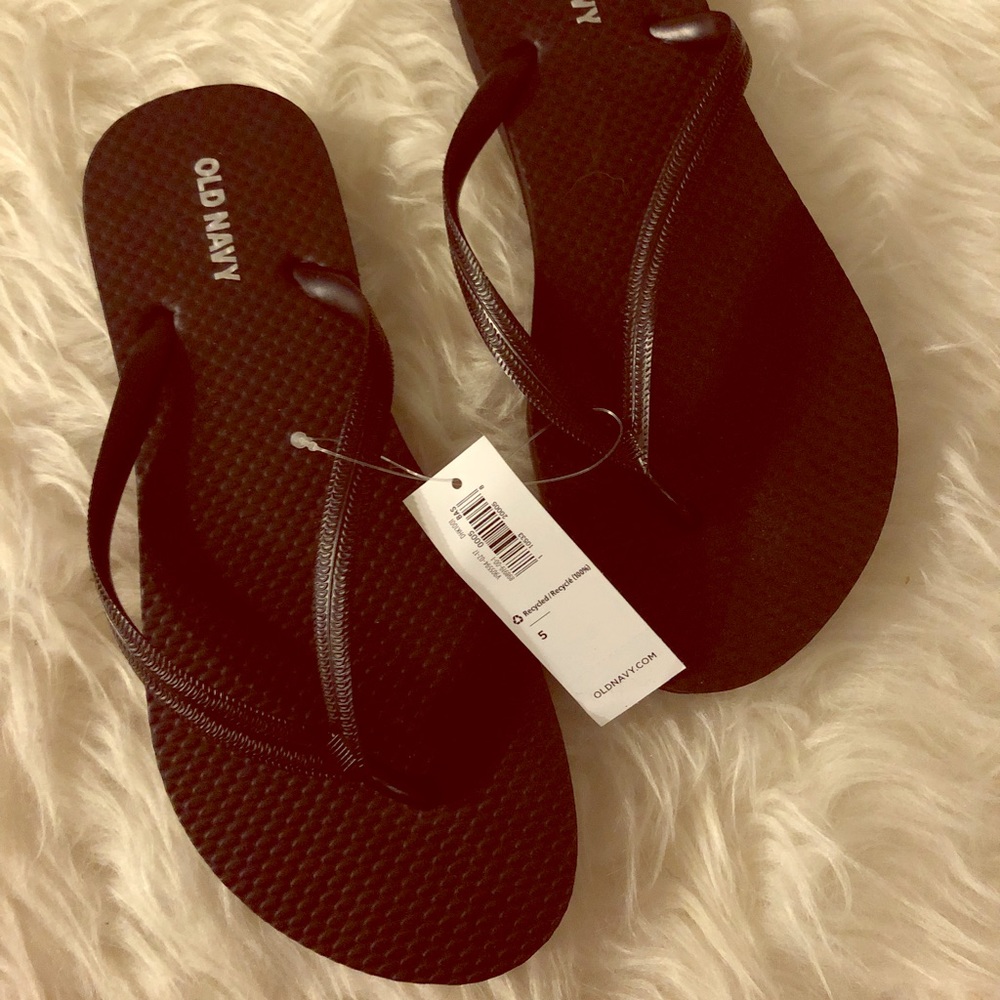 **SOLD** Brand new flip flops